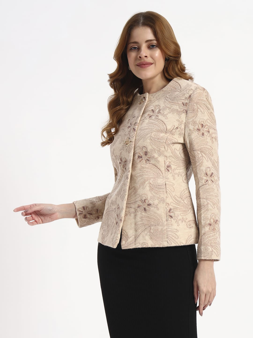 Embroidery Coat  ist design