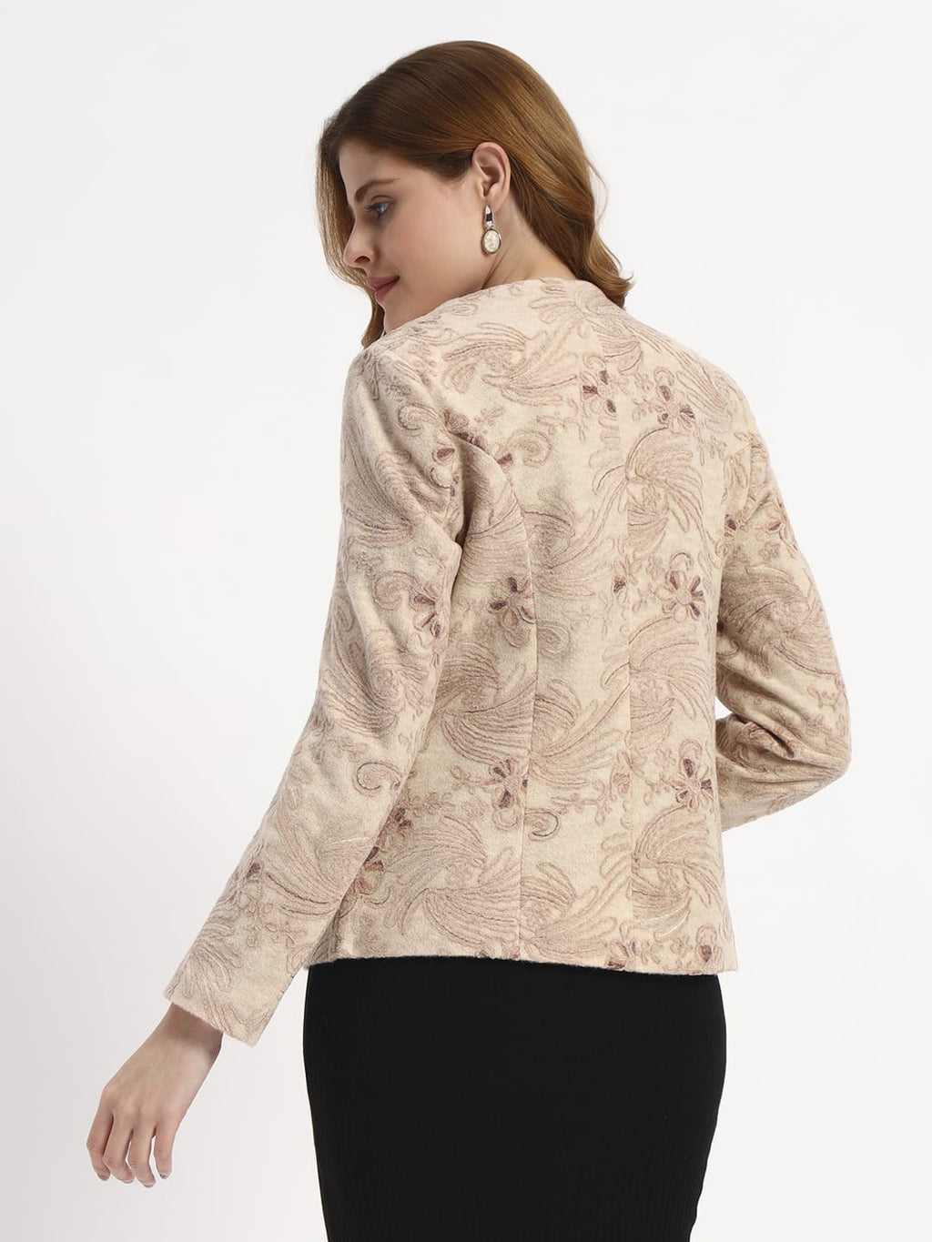 Embroidery Coat  ist design